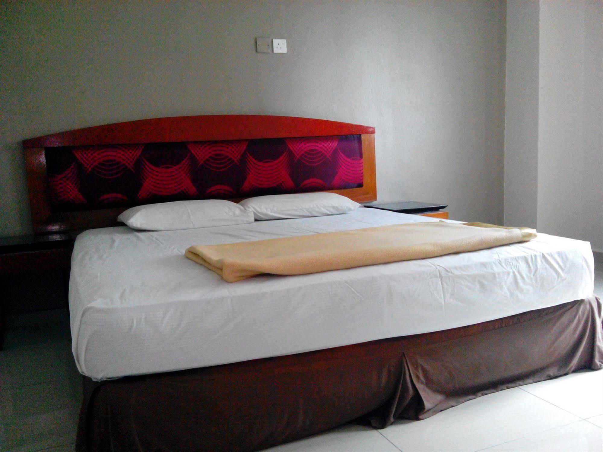 De Mawardah Hotel Malacca Exterior photo