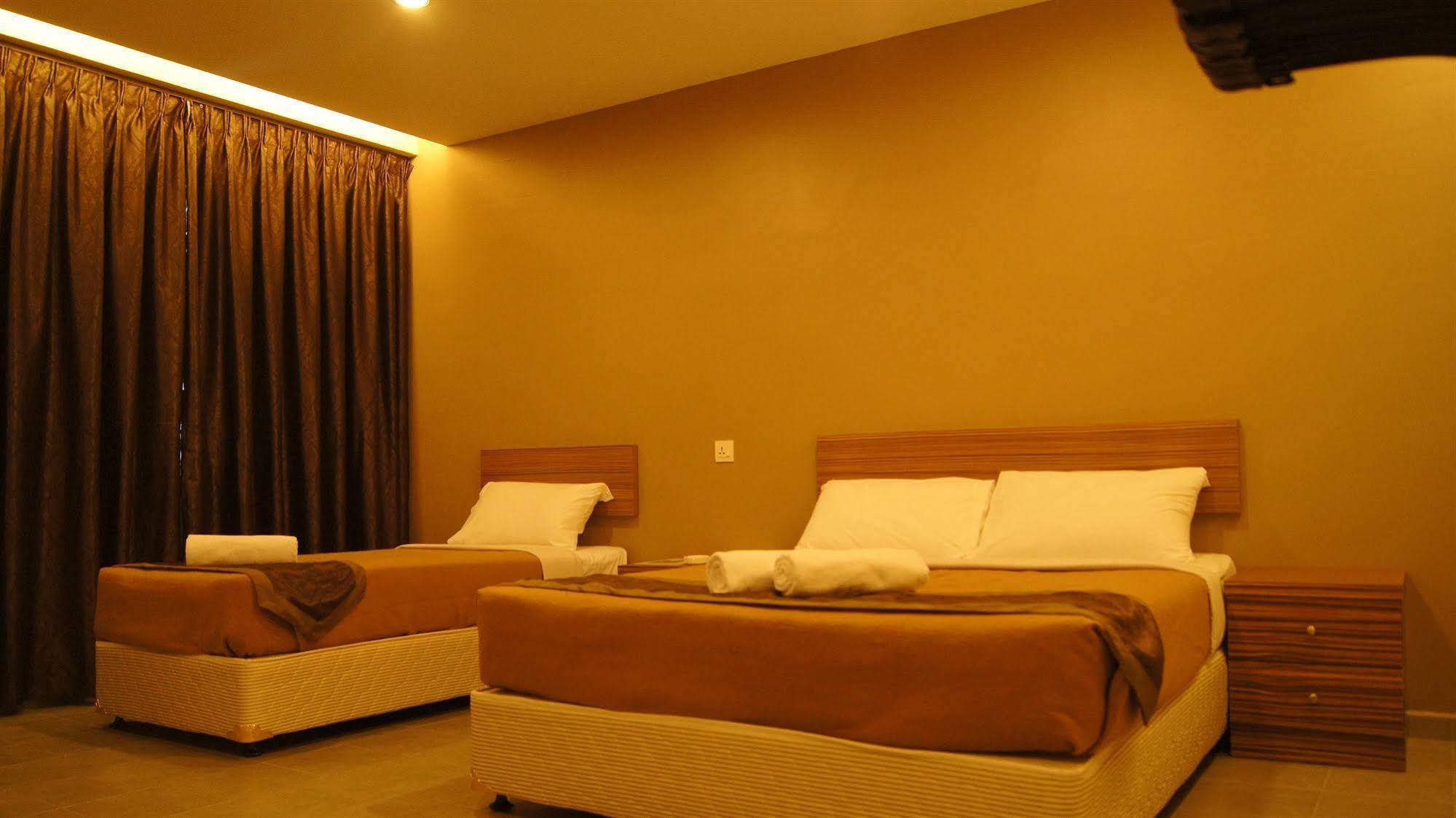 De Mawardah Hotel Malacca Exterior photo